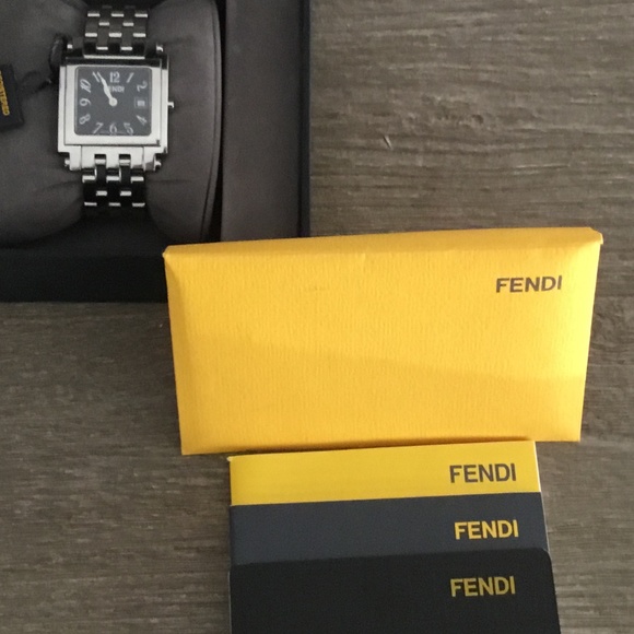Authentic Fendi Watch - Picture 1 of 8